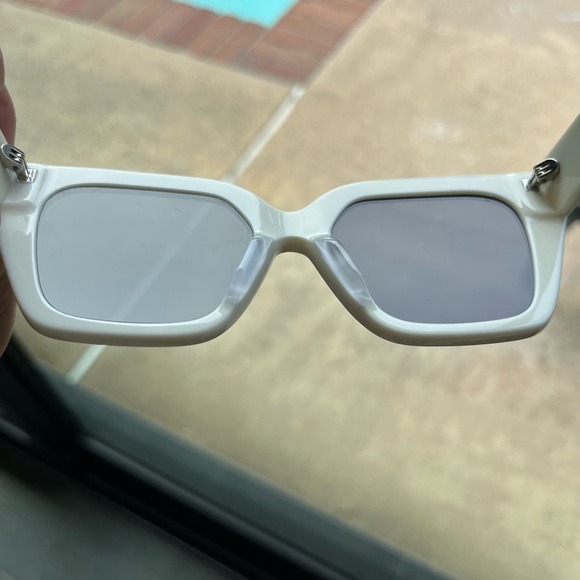 Clare V “heather” sunglasses - Picture 3 of 4